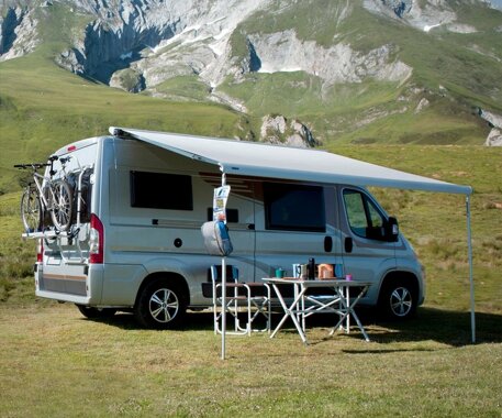 Omnistor 6300 Ducato, 4 m, Eloxiert/Grau