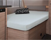Genkinger Molton-Stretch Schonbezug fr franzsisches Bett im Wohnwagen